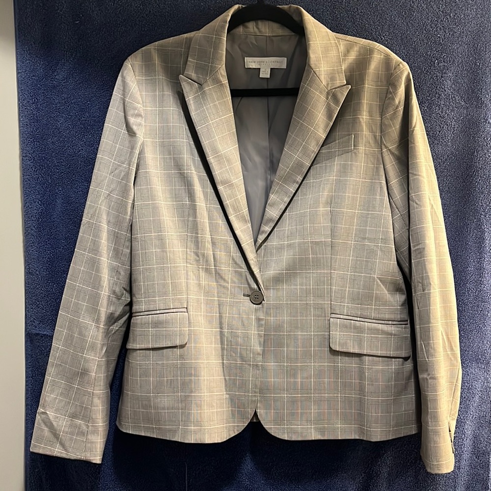 NY & Co pant suit